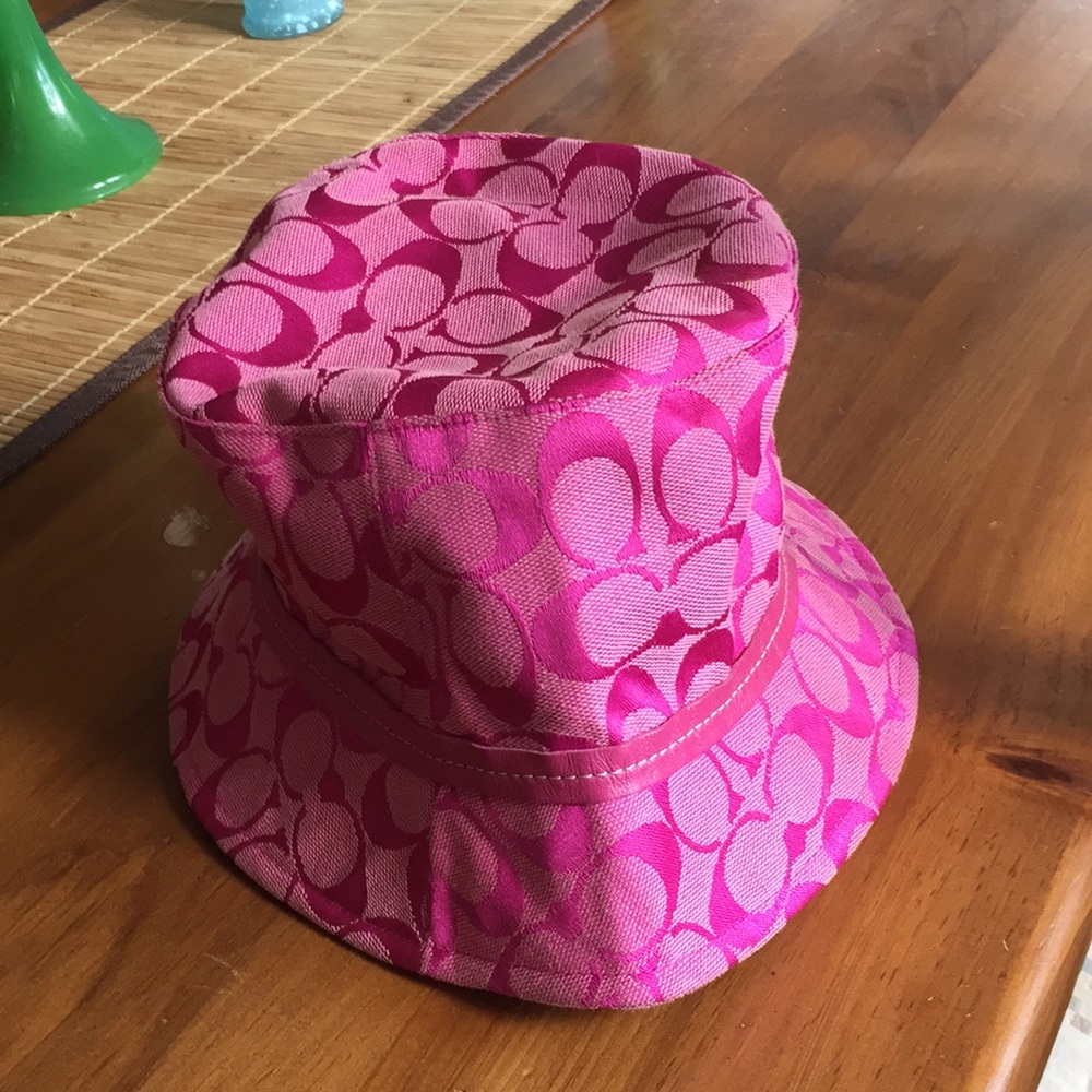 Coach bucket hat
